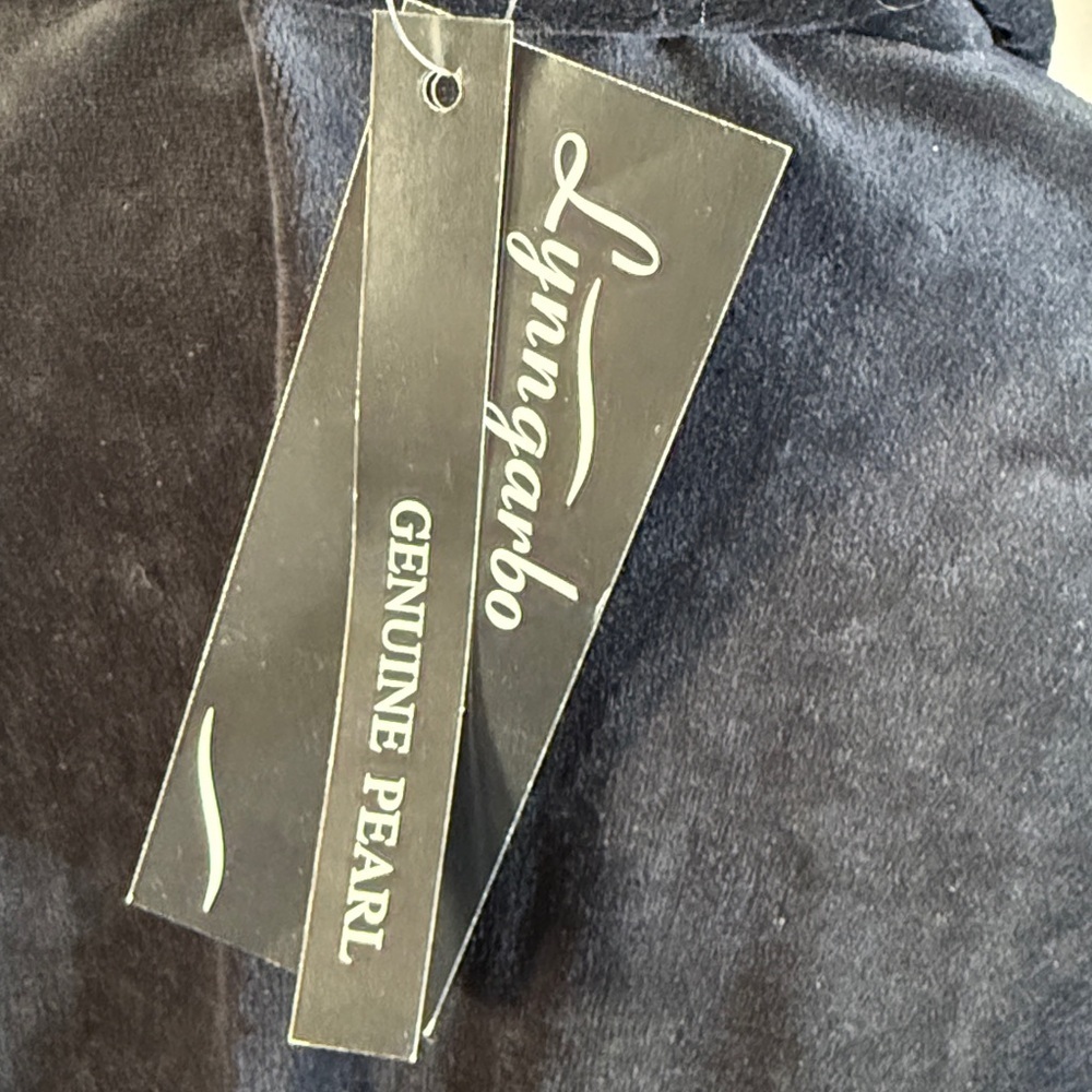 Lynngarbo Black Velour Velvet Hoodie Zip-Up Jacket Embroidered Hearts Sz XL NEW - Picture 6 of 7